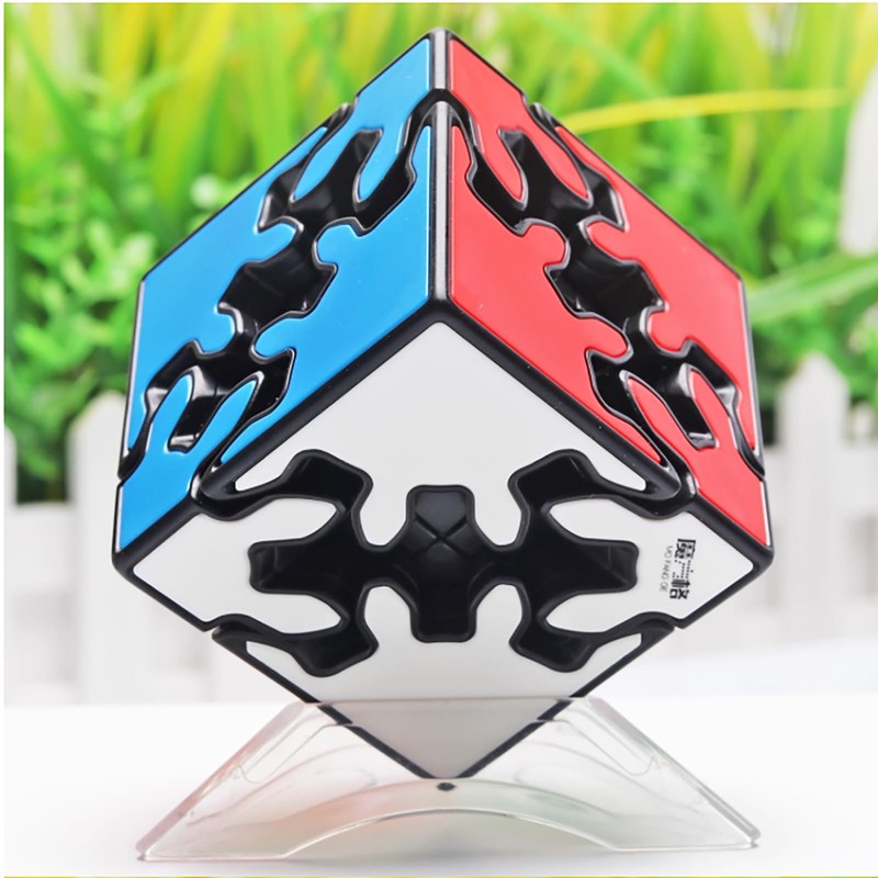 2x2 Gear Cube - Stickerless Smooth-Turning Puzzle with Interlocking Gears