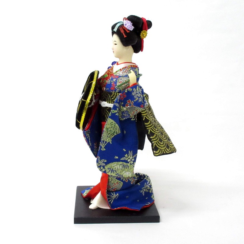 Figurine Japanese 9 Shape Wicker Daughter 303 – 026