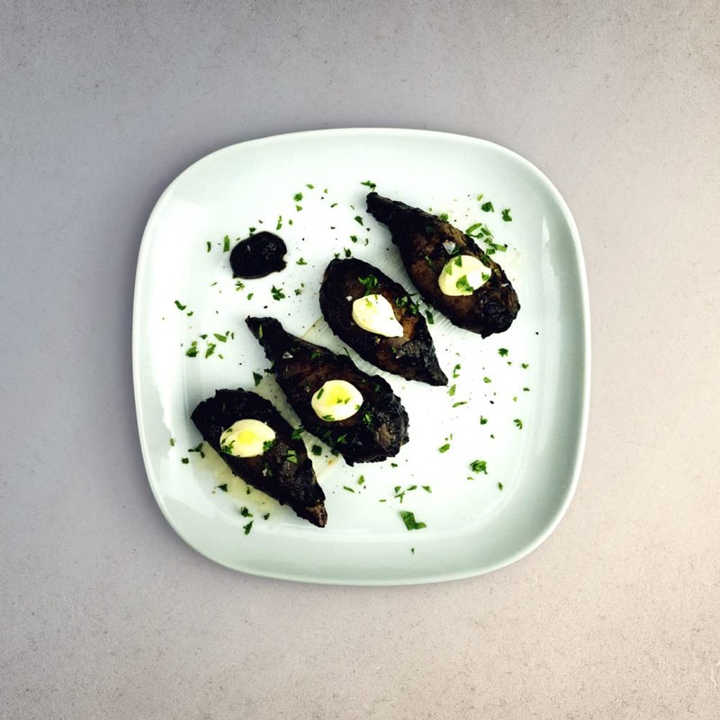 La Narval. Stuffed Squids in Ink Sauce. 110g (3.88oz)