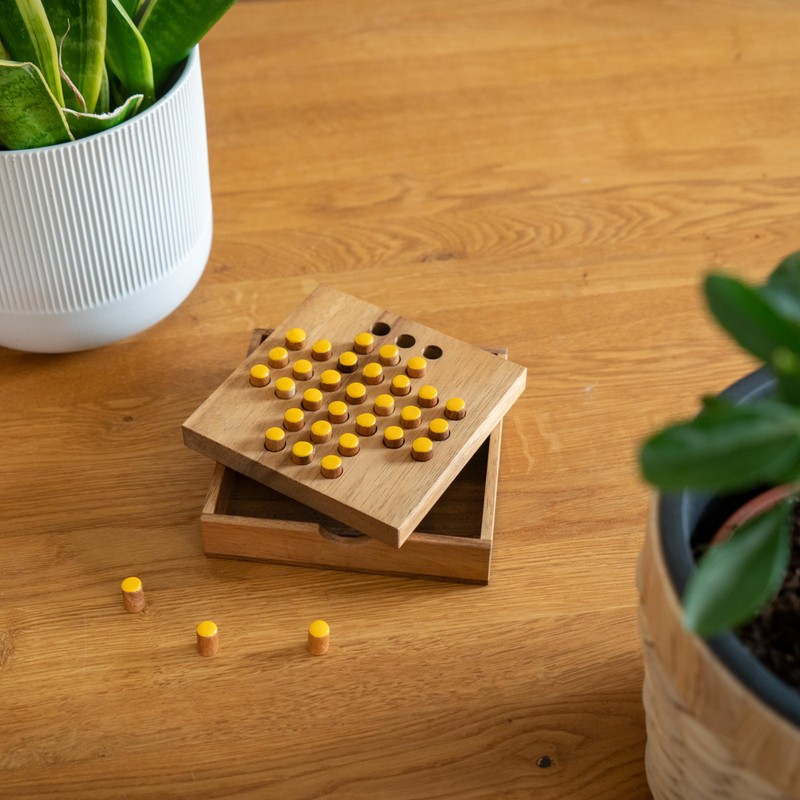 Solitaire Large Wooden Solitaire Game – Thinking Game – Puzzle