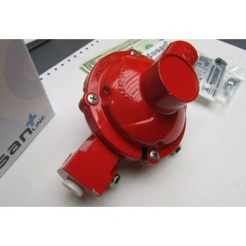 Cavagna High Pressure LP Gas 1st Stage Propane Regulator 10 PSI 1/4" x 1/2" NPT 984HP-04