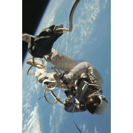 ED WHITE GEMENI IV ON A SPACEWALK NASA ASTRONAUT 4X6 PHOTO