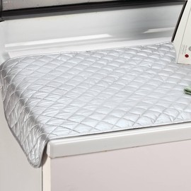 Ironing Mat with Magnetic Corners