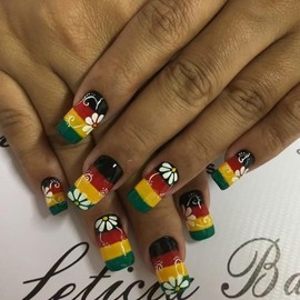 EYZOTSF Press on Nails Short Square Shaped Acrylic Extra Short Length Square False Nails with Designs Artificial Fake Nail with Charms Glue Stick ons Fingernails for Women Girls(DJ199)