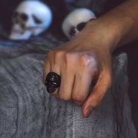 Bandmax Stainless Steel Sugar Rings for Men Punk Gothic Skull Head Band Ring Size 11 Retro Style Biker Skeleton Ring Cool Skull Jewelry