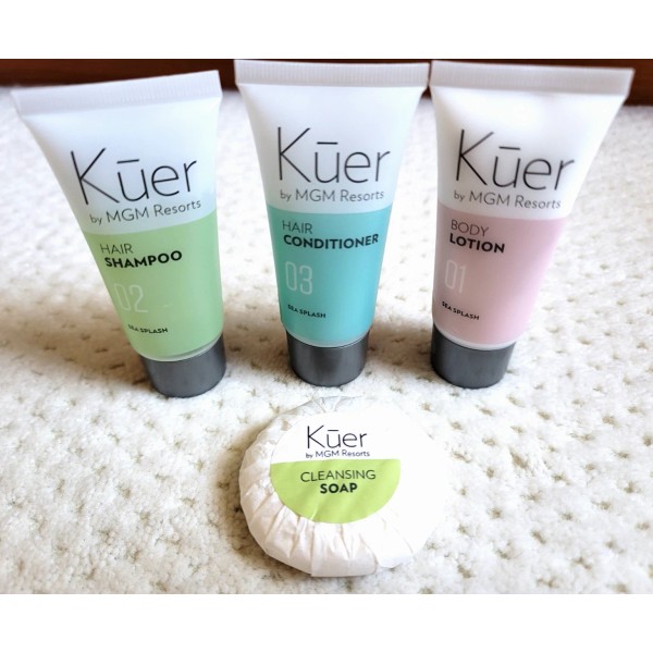 Kuer NEW Lot Of 4 Pc Kuer MGM Resorts Travel