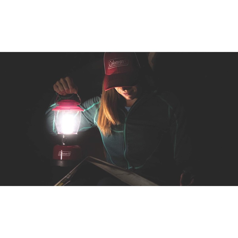 Coleman 700L LED Lantern with 4D Battery, Water & Impact-Resistant