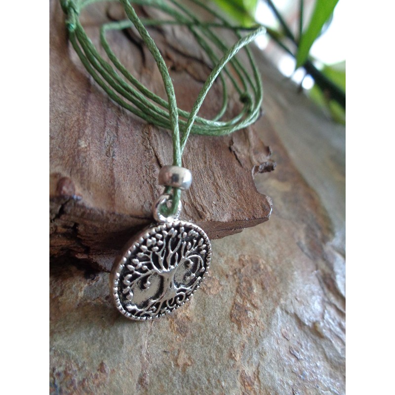 ✿ Moss green chain necklace tree of life forest disc
