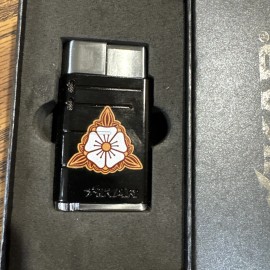 Xikar Linea black Mayflower Lighter NIB