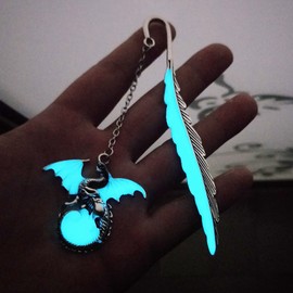 Vintage Feather Metal Bookmark Gifts for Birthday Mother's Day Writers Teachers Appreciation Gifts Friends Book Lovers Readers Mothers Children,Glow in The Dark Metal Bookmarks Gift for Women Men