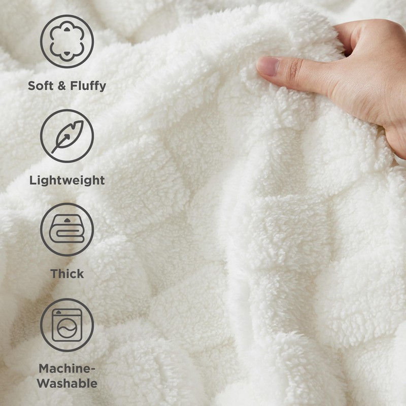 BEDSURE Cuddly Blanket, Fluffy Fleece Blanket, Chequered Pattern Throw Blanket,