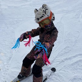 STOKIES, 1 Pair Kid & Adult Streamers Tassel Ribbon Accessory, Easily Adjustable Non-Slip Closure for Bicycle & Scooter Handlebars, Skiing & Hiking Poles, Paddles, Baby Strollers (Blue)