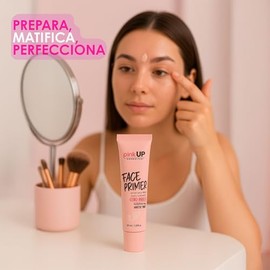 PINK UP | Face Primer | Primer de Rostro | Prepara la Piel para Maquillaje | Acabado Mate con Efecto Porcelana | Prolonga Duración del Maquillaje | Controla el Brillo de la Piel | Mod PKF500