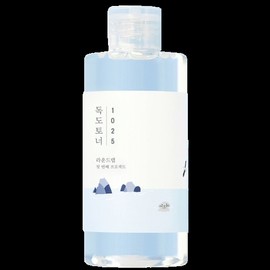 Round Wrap 1025 Dokdo Toner 200ml 2 pieces Department store naturalism gift skin protection non-stick / 라운드랩 1025 독도 토너 200ml 2개 백화점 자연주의 선물용 피부보호 끈적임없음
