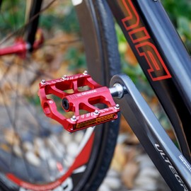 GEWAGE Folding Bikes Pedals with Reflectors, 9/16 Inch Non-Slip CNC Aluminium Platform for Folding Bikes, Mini Velo Bicycles, Children's Bikes (Red)
