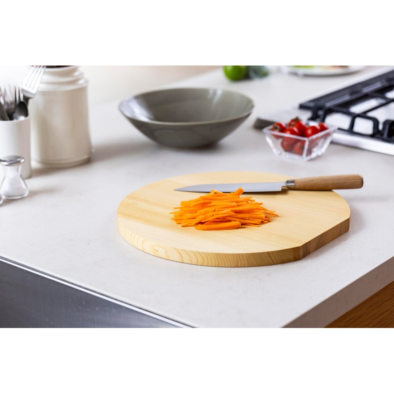 Aomori Hiba Round Cutting Board, Large Round Cutting Board