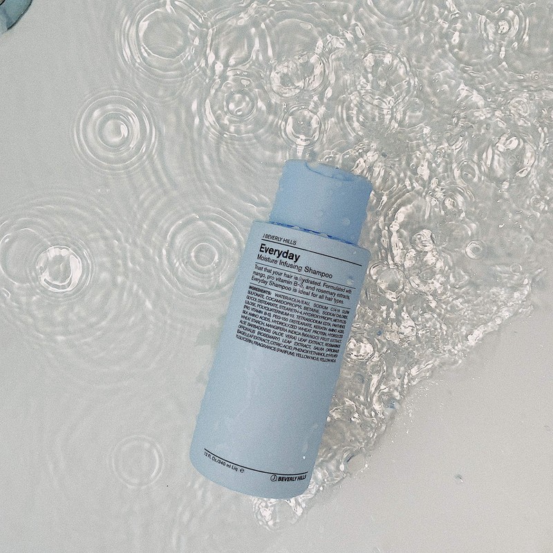 J Beverly Hills Blue Everyday Moisturizing Shampoo with Eucalyptus Oil