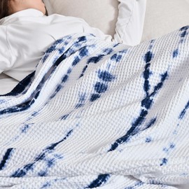 PHF 100% Cotton Tie-dye Waffle Weave Blanket Queen,Soft Breathable Skin-Friendly Durable Layering for All Season, Manual Elegant Delicate Pattern for Bed, Home Decor, Couch,Tie Dyed Navy Blue, 90x90