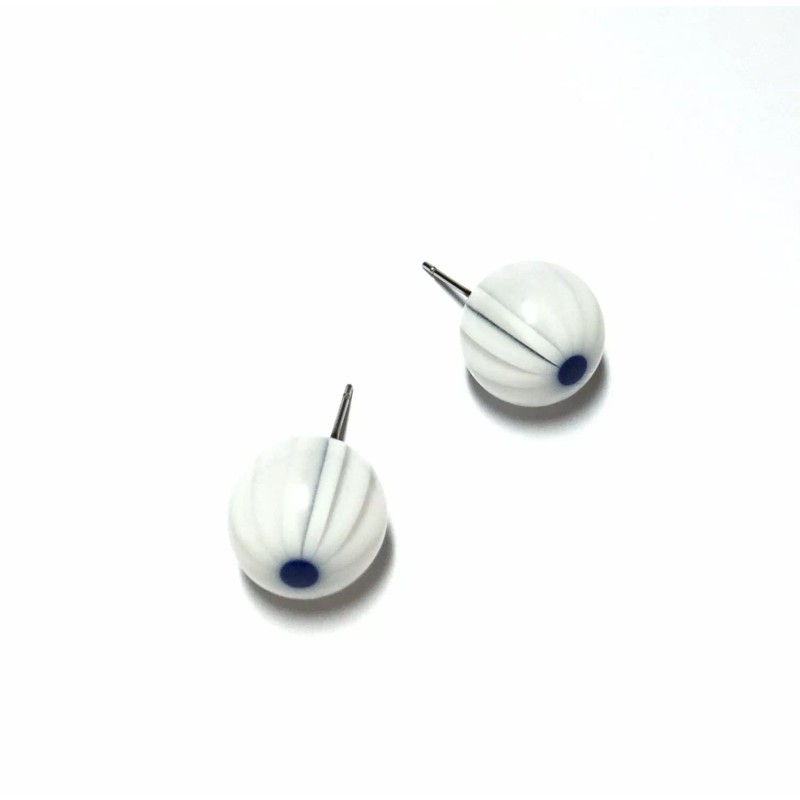 White Daisy Flower Ball Stud Earrings