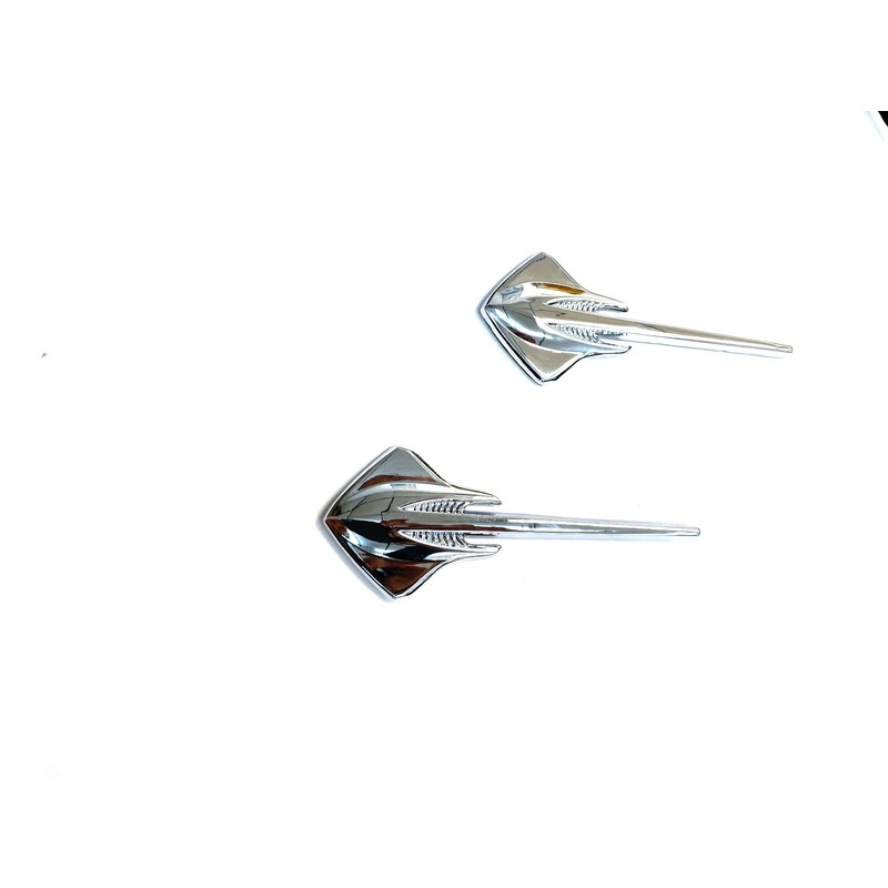 2PCS Corvette Stingray Mako Shark Emblem C7 Silverado Badges Fit