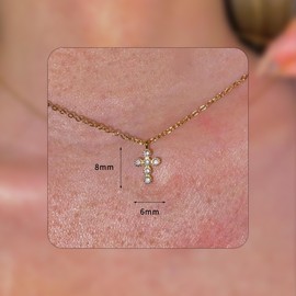 Sodaray Layered Cross Necklace for Women, 18K Gold/Silver Cross Choker Necklace Tiny Sideway Dainty Cross Necklaces Trendy Jewelry Gifts for Women