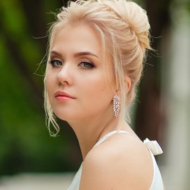 EVER FAITH Wedding Cluster Jewelry for Brides Bridesmaid, Long Cubic Zirconia Drop Dangle Earrings for Women, Prom Pageant Anniversary Rose Gold Gold Tone