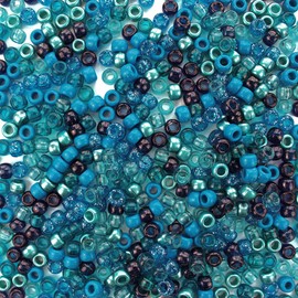 Ocean Blue Turquoise Mix Pony Beads, Made in USA, 6 x 9mm, Plastic Beads for Banners, Concert Festival Bracelets, Necklaces, Key Chains & Jewelry, Arts & Crafts, Hair braiding, Bulk 700 Beads