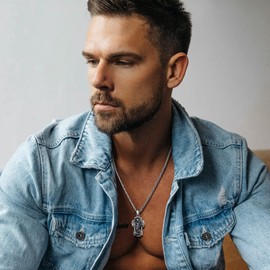 Bandmax St. Michael Necklace 18 Carat Gold-Plated / Stainless Steel Archangel Michael Pendant Necklace for Men Women Patron Saint Amulet Fashion Jewellery Accessory – Adjustable Chain Length: 55 + 5