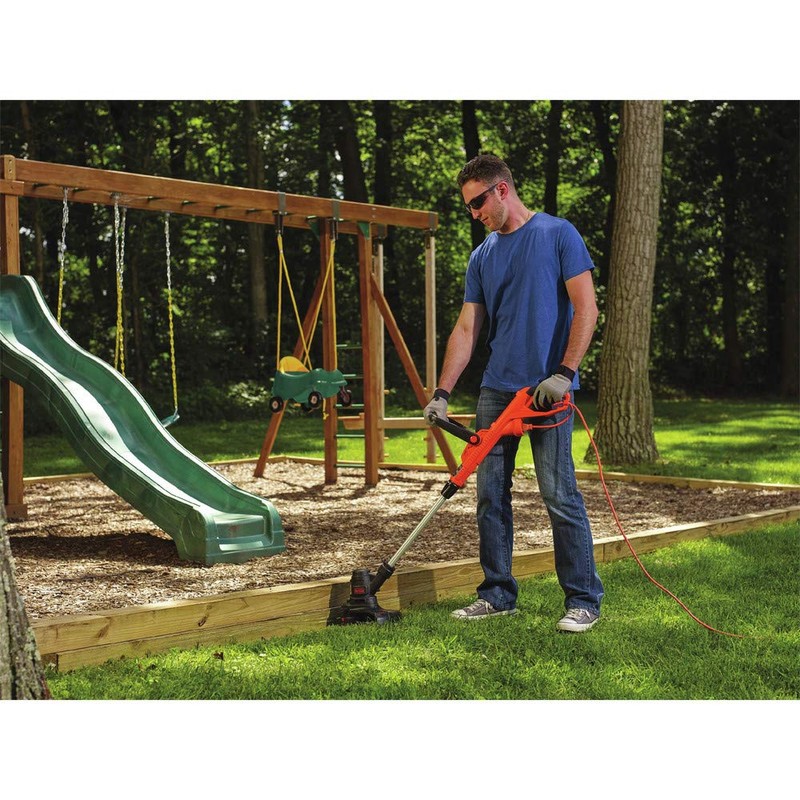 BLACK+DECKER String Trimmer / Edger, 13-Inch, 5-Amp (ST8600)