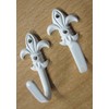 GARDINIA Pack of 2 White Metal Lily Decorative Hooks for