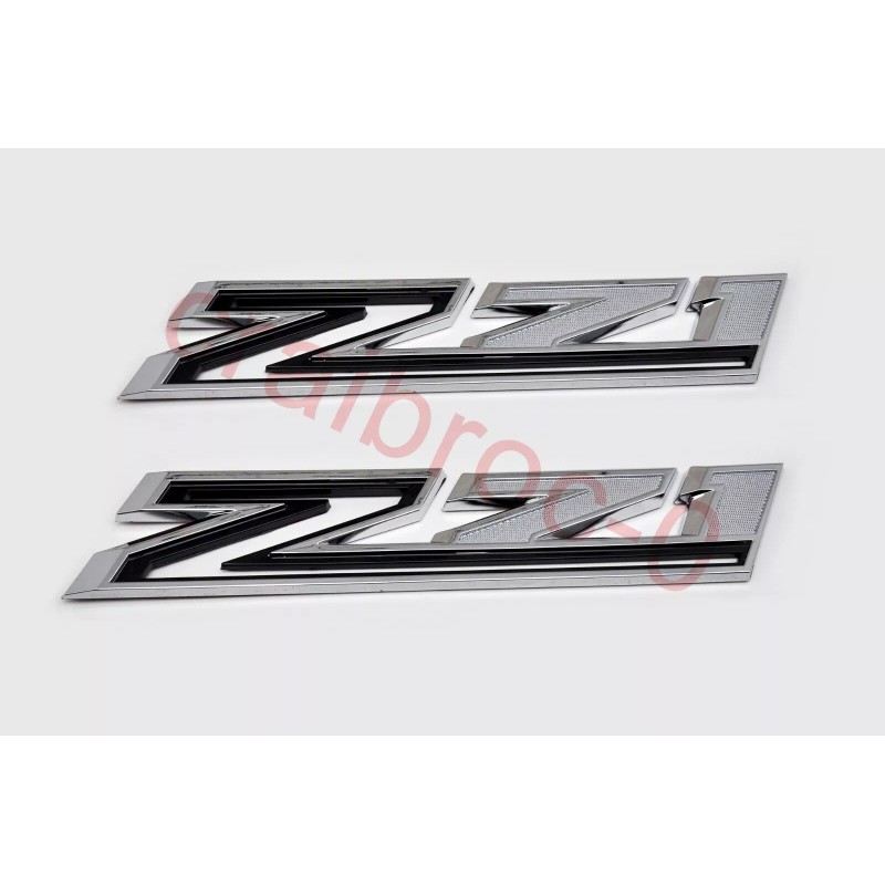 OEM NEW 2pcs 2019-2023 Chevy Silverado Z71 Fender Emblem Badge