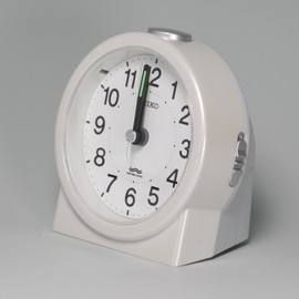 Seiko KR325W Alarm Clock, Radio, Analog White, Pearl