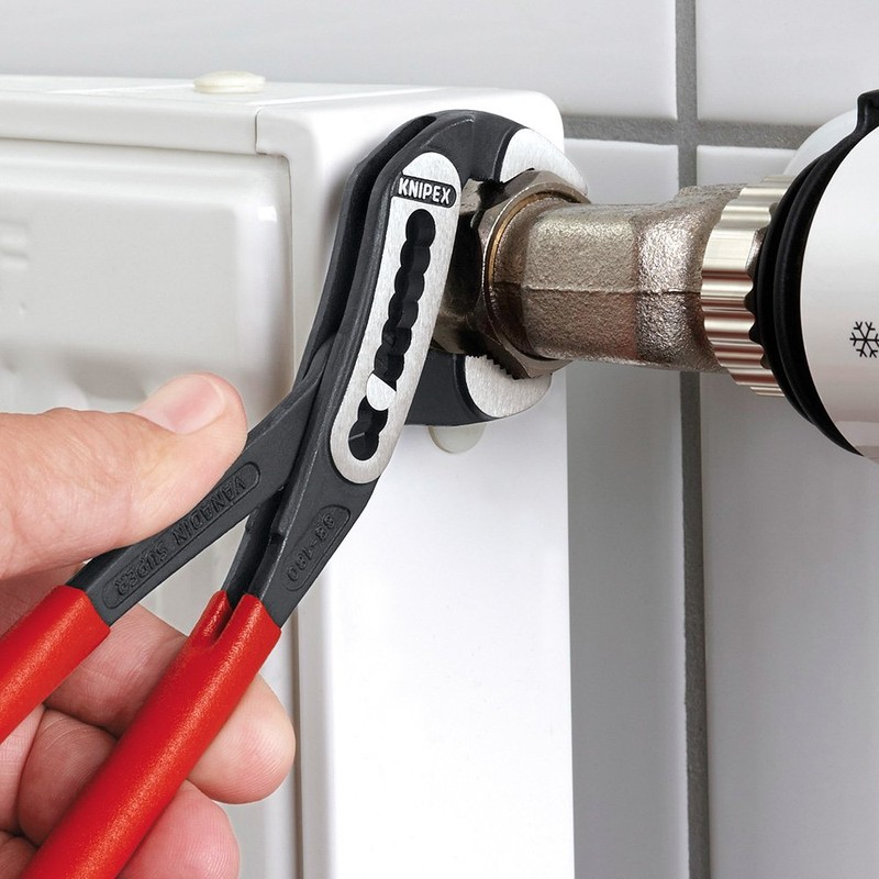 Knipex 88 01 Alligator Pliers 180mm