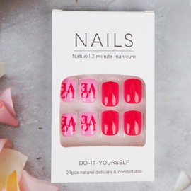 TULOBI Valentine's Day Press on Nails Short, Hot Pink Square Fake Nails with Heart Designs Full Cover Glue on Nails Acrylic False Nails Stick on Nails for Women 24 Pcs