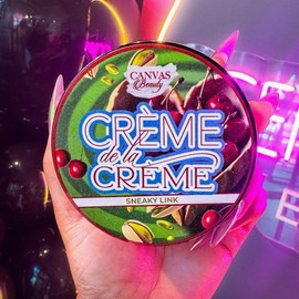 CANVAS BEAUTY: CRÈME DE LA CRÈME:_Sneaky Link