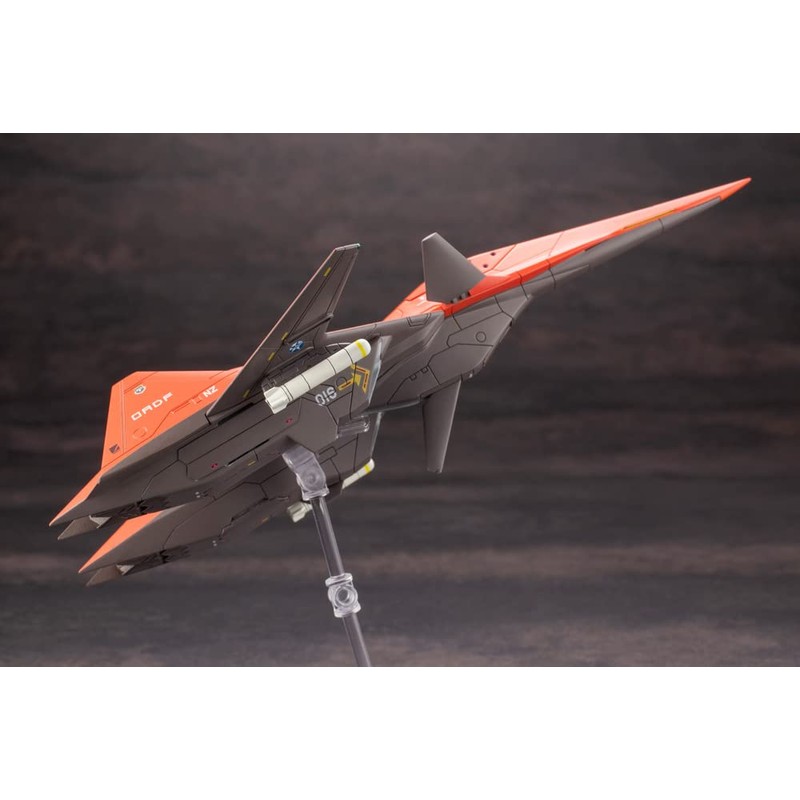 ACE COMBAT Series ADF-01 1/144 Scale Plastic Model Total Length: