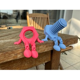 Funny 3D Printed Bolt and Nut Figurine – Articulated Desk Decoration with Legs and Shoes, Cute Office Decor, Unique Gag Gift, PLA Plastic
