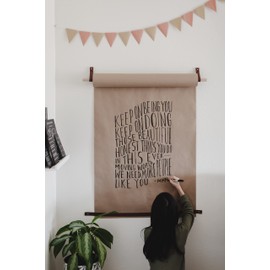 KEYAIIRA - Changeable Cafe Restaurant Menu display announcement board wall hung brown butcher paper menu board roll dispenser leather hook strap hanger