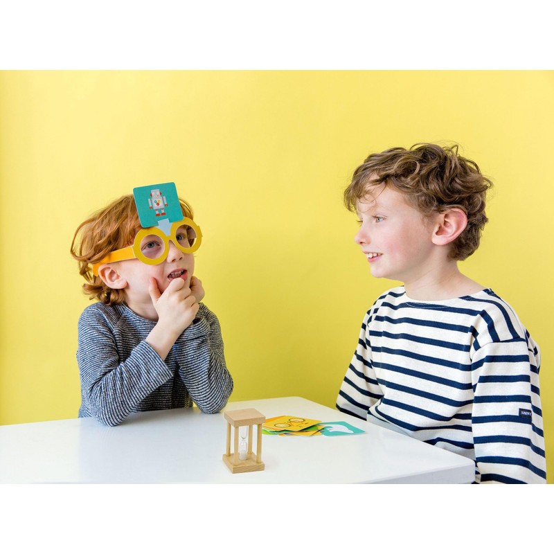 Petit Collage Travel Game | What Am I?