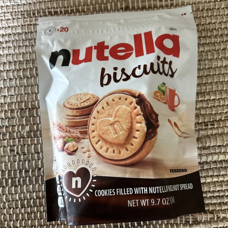 Nutella Biscuits Cookies filled with Nutella Hazelnut Spread, 9.7 OZ