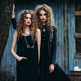 UMBRELLALABORATORY Gothic Lolita dress accessories Pirate Sugar Skull necklace goth jewelry Day of the dead pendant charm skeleton cameo pendant