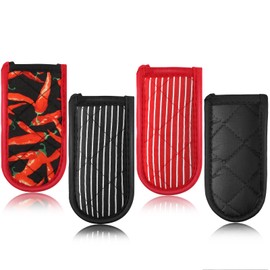 4 Pcs Cast Iron Handle Cover Non-Slip Pot Handle Covers 6 x 3 Inch Cast Iron Handle Sleeve Heat Resistant Cast Iron Skillet Handle Covers for Kitchen Baking Grilling Hot Pot Cooking Tools (4 Styles)