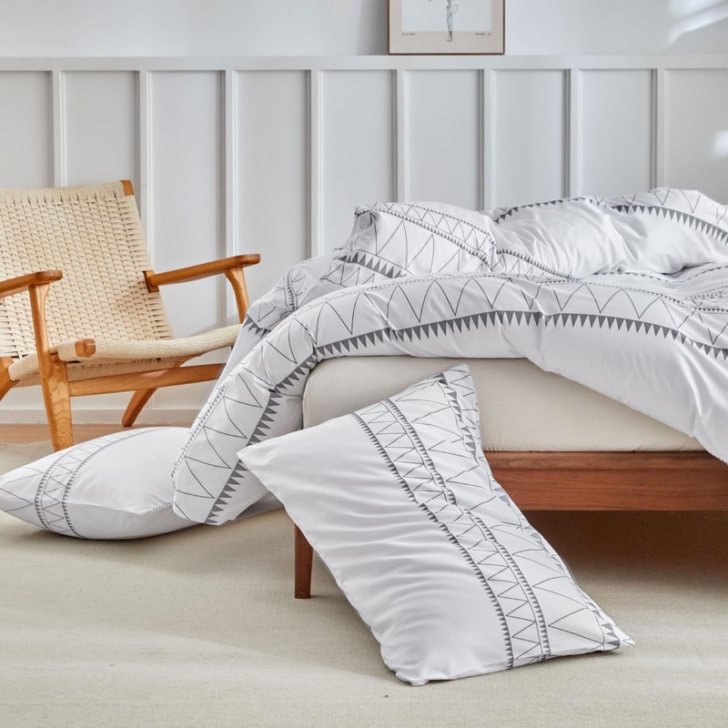 Lekesky Bed Linen (220 x 240 cm), 3 Pieces, Duvet