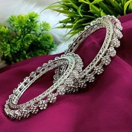 Efulgenz - Juego de pulseras indias para mujer, con diamantes de imitación de circonita cúbica, para novia, boda, fiesta, joyería de moda para mujer (2 unidades), 2-8, aleación, No es una piedra