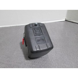 SQUARE D 9013 FHG39M1XZ22 PRESSURE SWITCH W/ ON-OFF LEVER SINGLE PORT NEW