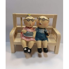 2er Set Mini bench approx. 8 cm made of wood and grandma and grandpa, approx. 6 cm figures made of polyresin, miniature craft set