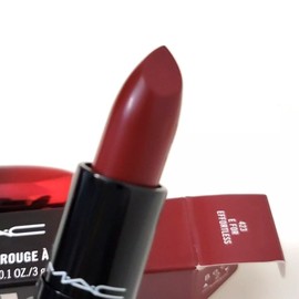 MAC LOVE ME LIPSTICK 0.1 Oz 423 E FOR EFFORTLESS NEW IN BOX
