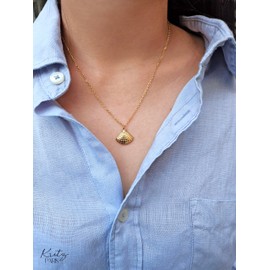 Kritz Women's Necklace Shell Gold – Pendant Shell Charm Gold-Plated 18 K with Adjustable Chain – Jewellery Fashionable Gift for Women, Gold Stainless Steel