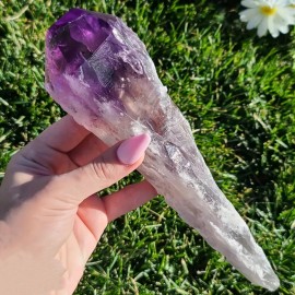 CrystalHola Wholesale Polished Crystal Crafts Tower Quartz Wand Raw Crystal Point Amethyst Scepter for DecorationColor: Amethyst Scepter, Size: 800-900g