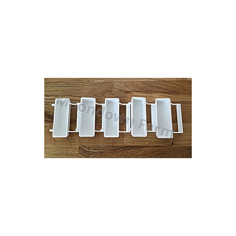 Moondown Farm Small Bird Cage Feeder with Perch 9cm for